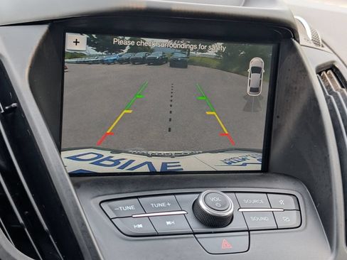 Used 2019 Ford Escape SEL FWD image 19