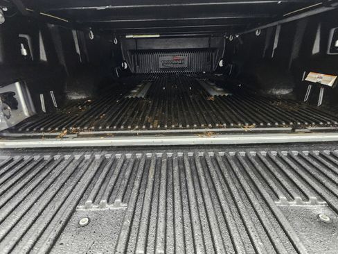 Used 2018 Ford F250 XLT image 28