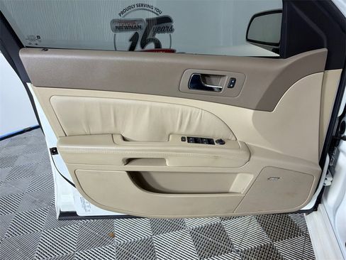 Used 2006 Cadillac STS V8 w/ Preferred Equipment Group image 11