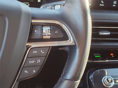 Certified 2023 Lincoln Nautilus Reserve image 17