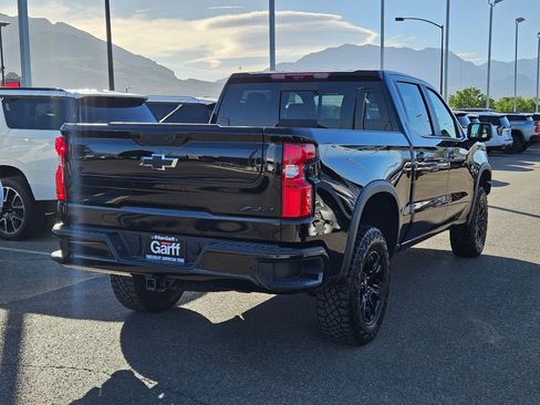 Used 2026 Chevrolet Silverado 1500 ZR2 w/ Dark Appearance Package AWD/4WD image 3