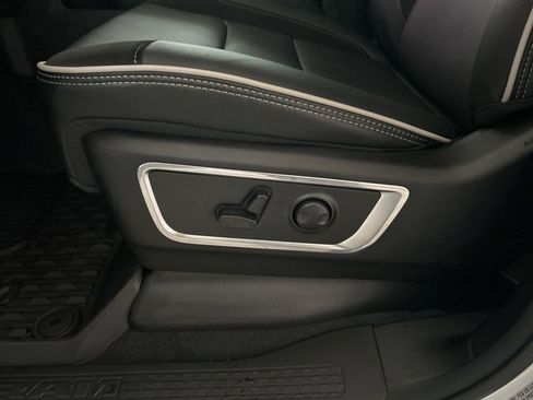 New 2025 RAM 1500 Laramie w/ Night Edition image 46