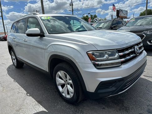 Used 2018 Volkswagen Atlas Launch Edition image 4