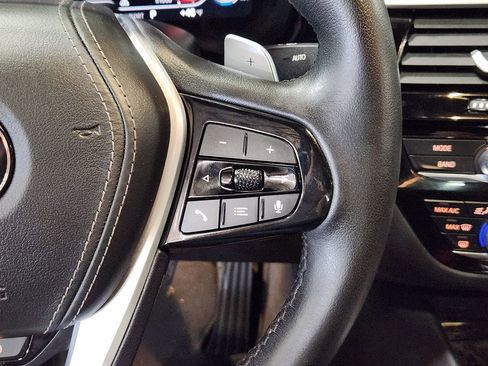 Used 2023 BMW 530i w/ Premium Package image 50