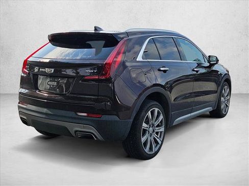 Used 2020 Cadillac XT4 Premium Luxury FWD image 5