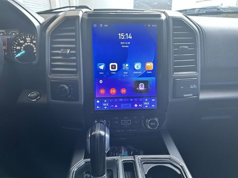 Used 2020 Ford F150 Platinum image 8