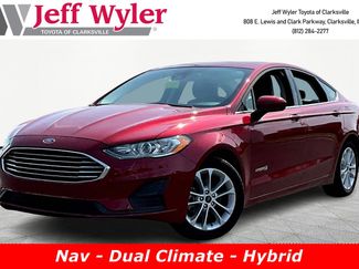 Used 2019 Ford Fusion SE video 1