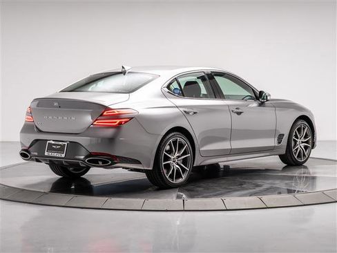 New 2026 Genesis G70 2.5T image 5