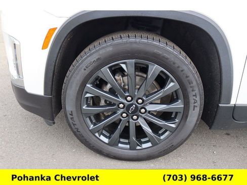 Certified 2023 Chevrolet Traverse RS image 24