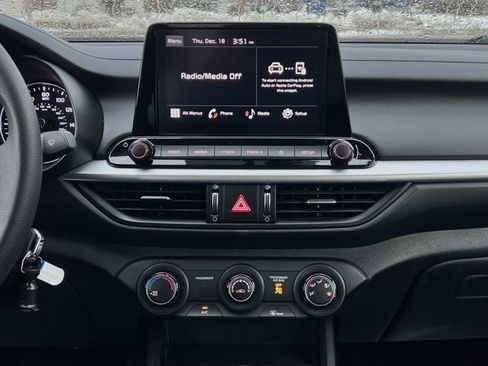 Used 2023 Kia Forte LXS image 19