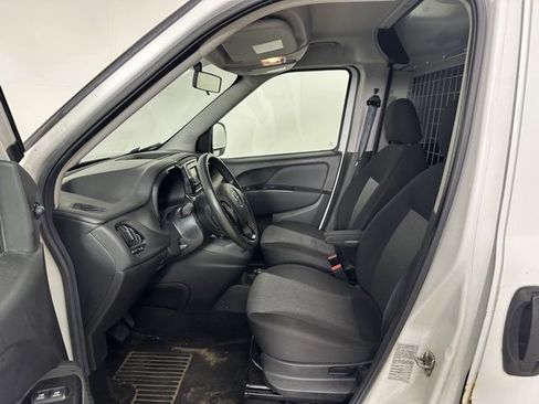 Used 2017 RAM ProMaster City Tradesman SLT w/ Rear Back-up Camera Group image 2