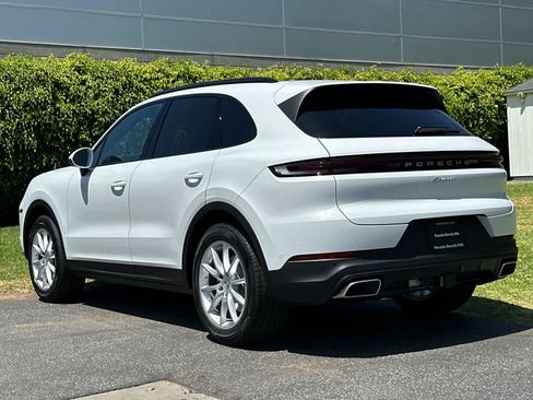 New 2026 Porsche Cayenne AWD/4WD image 3