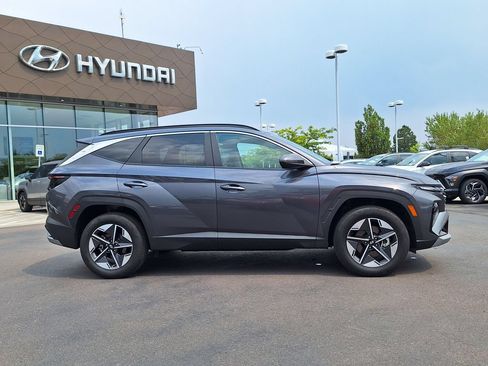 Used 2025 Hyundai Tucson SEL AWD/4WD image 2