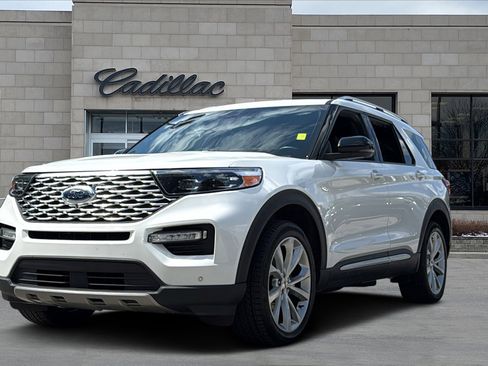 Used 2022 Ford Explorer Platinum w/ Equipment Group 601A AWD/4WD image 5