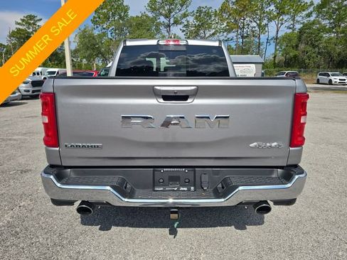 Used 2025 RAM 1500 Laramie AWD/4WD image 5
