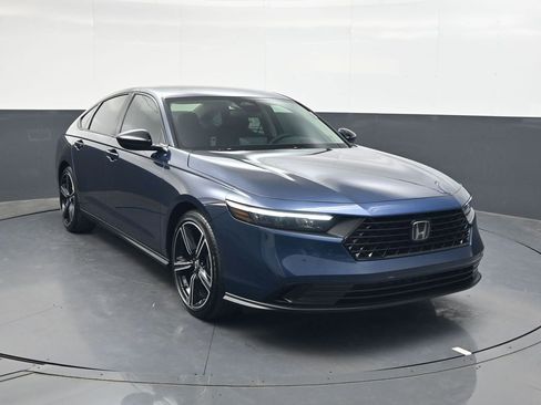 New 2026 Honda Accord SE image 2