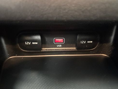 Used 2023 Kia Forte LXS w/ LXS Technology Package FWD image 19