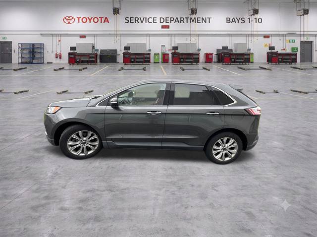 Used 2020 Ford Edge Titanium AWD/4WD image 5