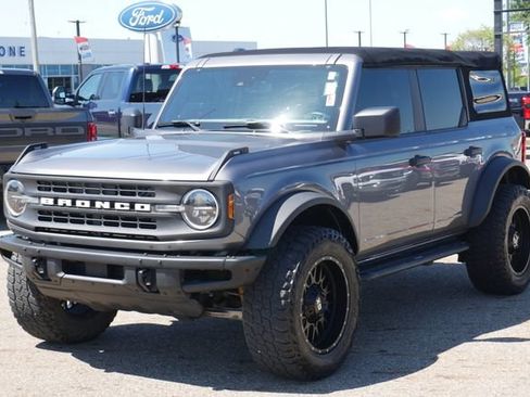 Used 2022 Ford Bronco Black Diamond w/ Sasquatch Package AWD/4WD image 7