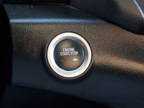 Used 2023 GMC Terrain SLE w/ Driver Convenience Package image 20