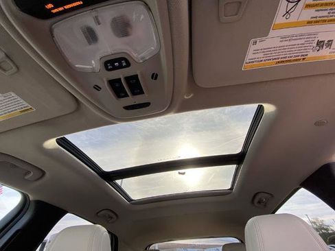 Used 2020 Buick Encore GX Essence w/ Experience Buick Package image 15