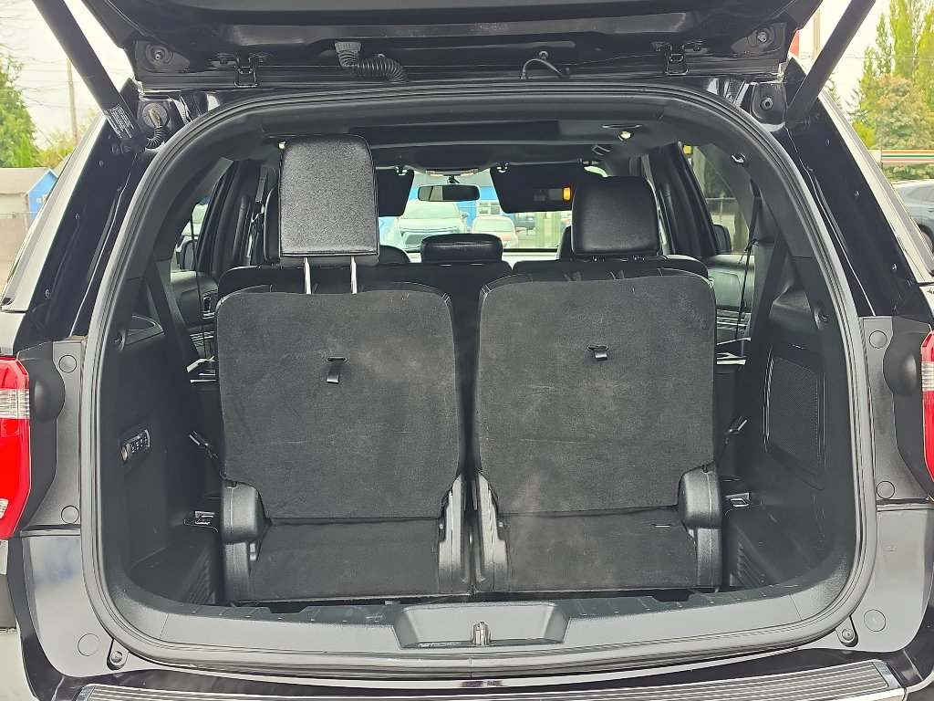 Used 2019 Ford Explorer Limited w/ Class III Trailer Tow Package AWD/4WD image 9