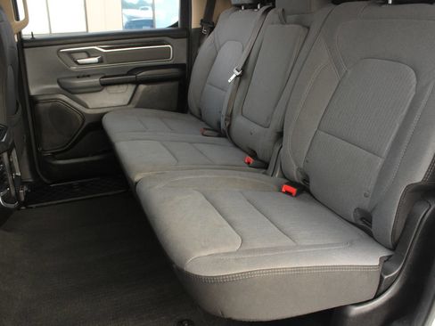 Used 2019 RAM 1500 Big Horn AWD/4WD image 18