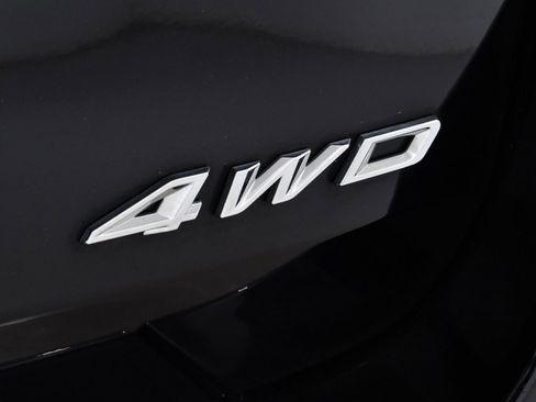 Used 2022 Ford Explorer XLT w/ Equipment Group 202A image 24