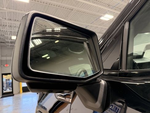 Used 2024 GMC Sierra 1500 AT4X image 23