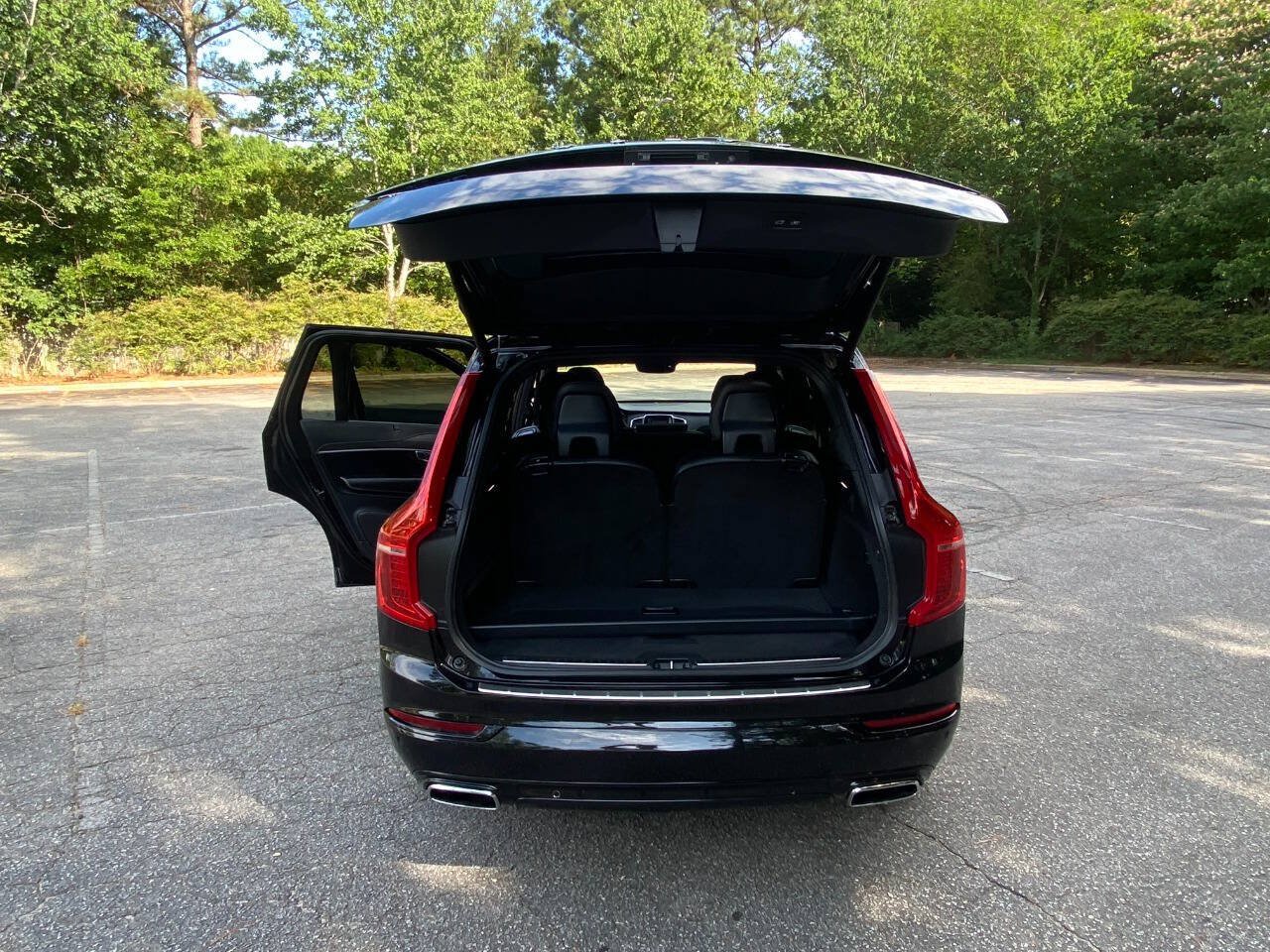 Used 2019 Volvo XC90 T5 R-Design w/ Protection Package Premier FWD image 54