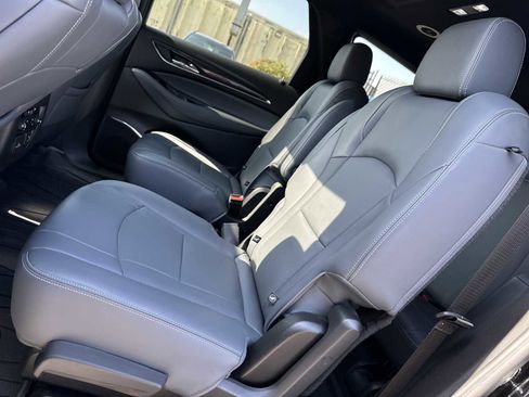 Used 2023 Buick Enclave Premium w/ Experience Buick Package FWD image 23