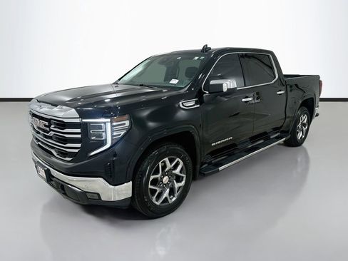 Used 2024 GMC Sierra 1500 SLT RWD image 3