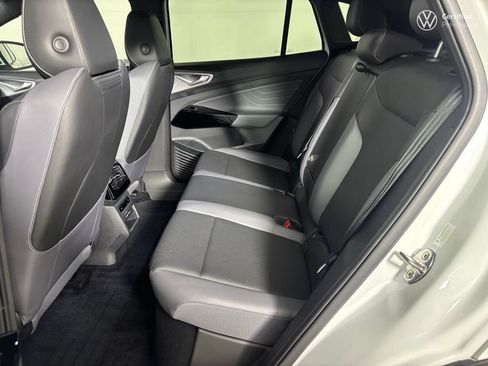 Used 2023 Volkswagen ID.4 Pro S Plus AWD/4WD image 28
