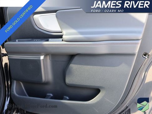 Used 2025 Ford Expedition Max Active image 11