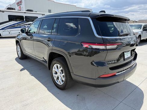 Used 2023 Jeep Grand Cherokee L Limited w/ Trailer Tow Group (B) AWD/4WD image 5