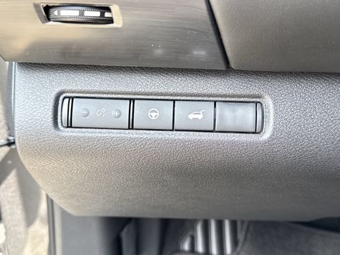 New 2026 Nissan Pathfinder SL FWD image 12