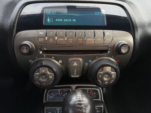 Used 2011 Chevrolet Camaro SS image 26