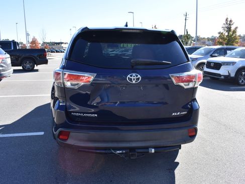 Used 2016 Toyota Highlander XLE image 8