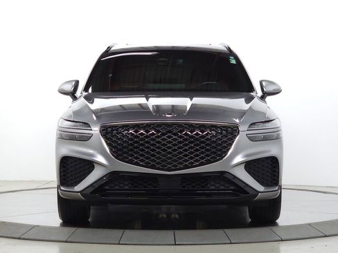 Used 2024 Genesis GV70 3.5T Sport AWD/4WD image 2