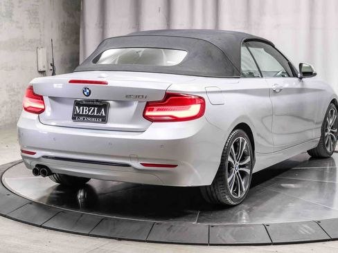 Used 2019 BMW 230i Convertible w/ Convenience Package RWD image 5