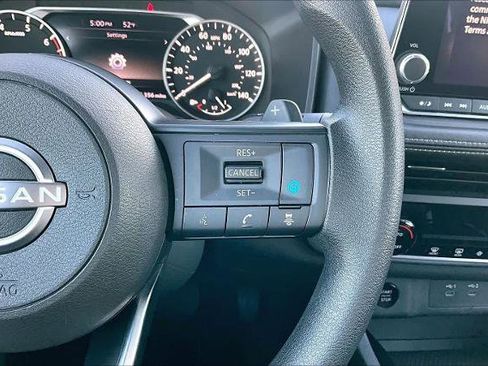 Certified 2024 Nissan Rogue SV image 23