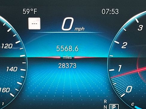 Certified 2022 Mercedes-Benz GLB 250 4MATIC image 4