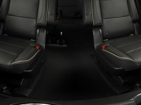 Used 2021 Chevrolet Tahoe Premier RWD image 13