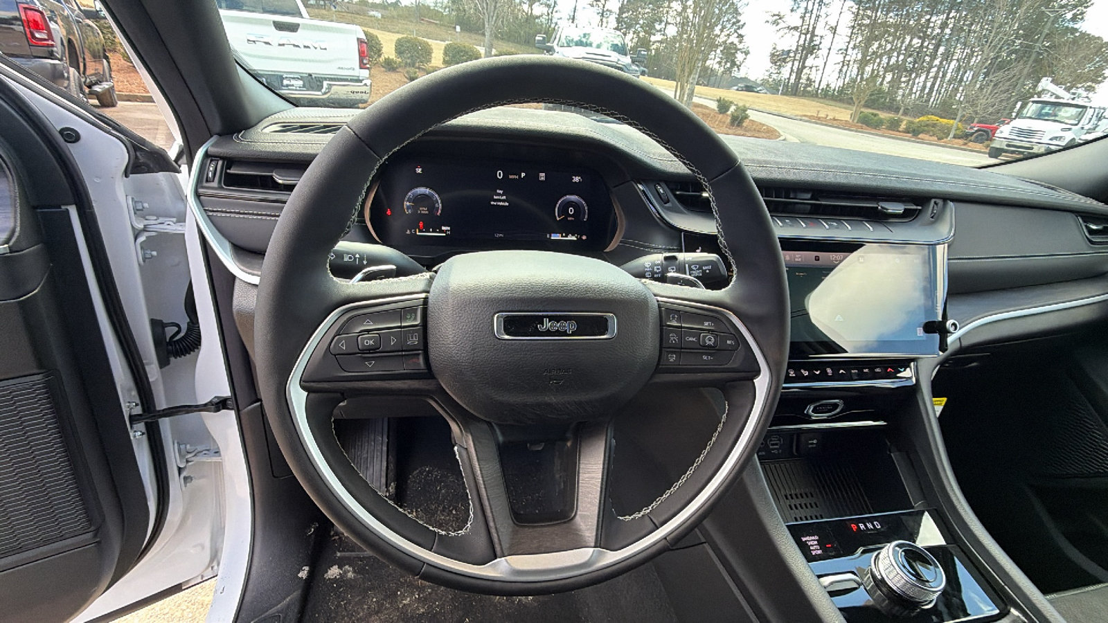 New 2026 Jeep Grand Cherokee Altitude AWD/4WD image 21