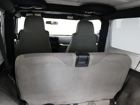 Used 2005 Jeep Wrangler Unlimited AWD/4WD image 14