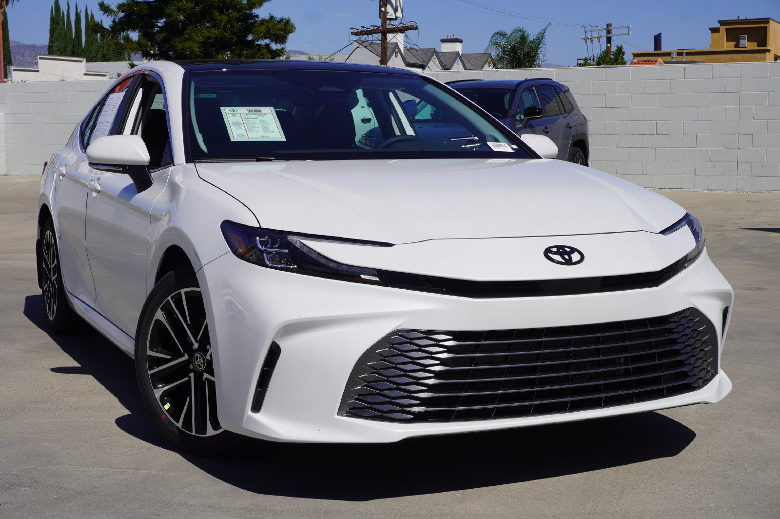 Used 2026 Toyota Camry XLE w/ Premium Package FWD image 2