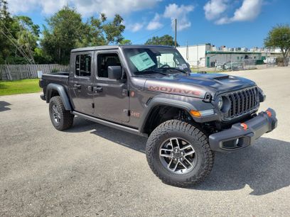 New 2025 Jeep Gladiator Mojave w/ Safety Group