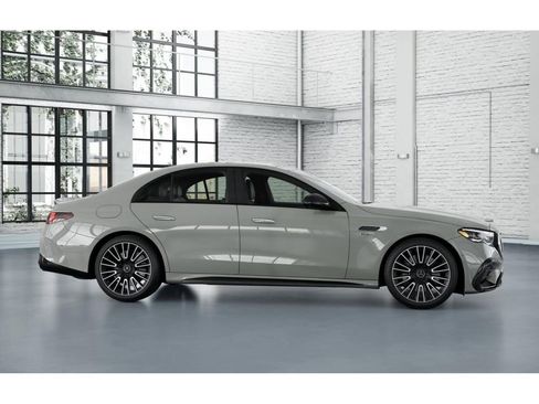 New 2026 Mercedes-Benz E 53 AMG e 4MATIC Sedan image 15