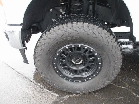 Used 2024 Ford F350 XL w/ FX4 Off-Road Package image 14