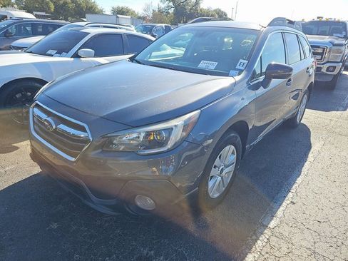 Used 2019 Subaru Outback 2.5i Premium image 1